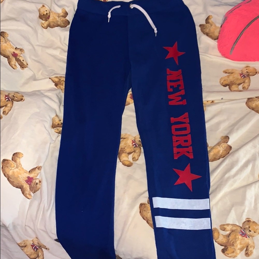 sweatpants